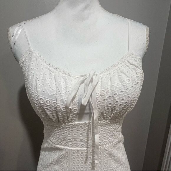 NWT Lulus White Eyelet Embroidered Cutout Midi Dress womens size XS - Picture 7 of 13